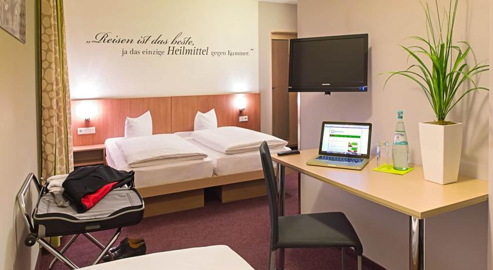 Hotel Mainstation Frankfurt am Main Bagian luar foto