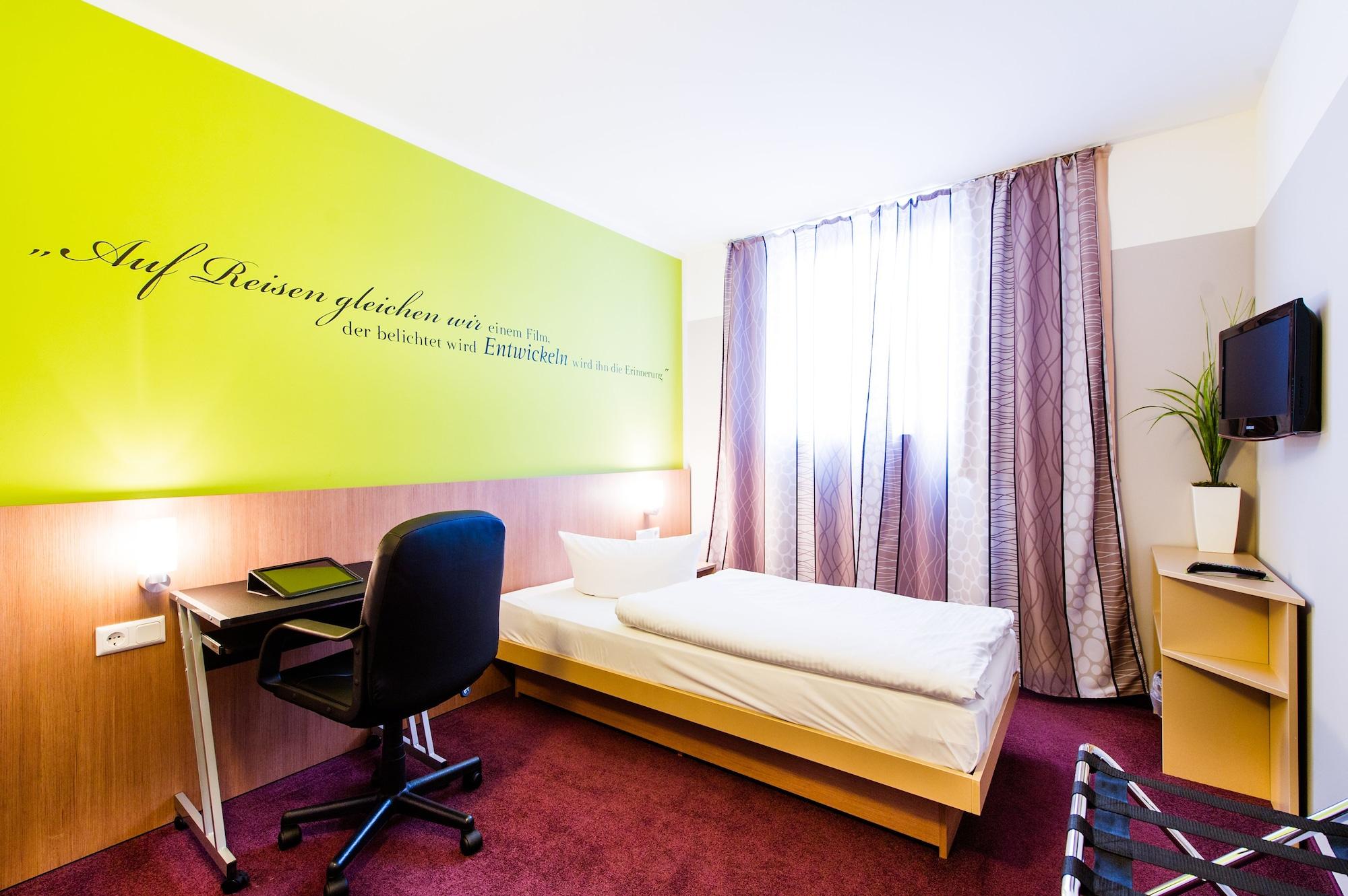Hotel Mainstation Frankfurt am Main Bagian luar foto